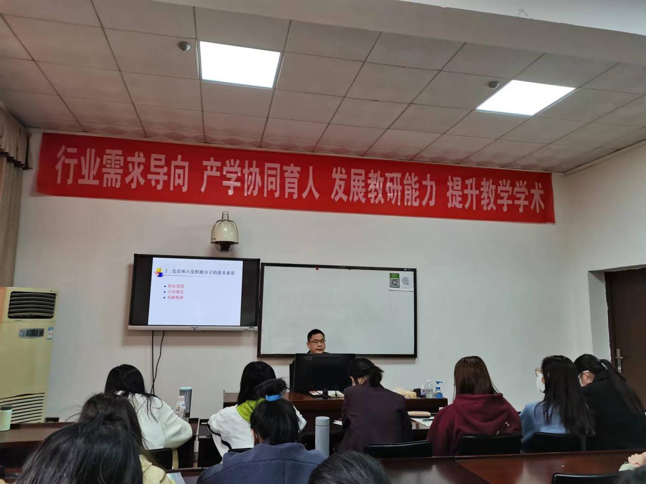 说明: 241867950122374724